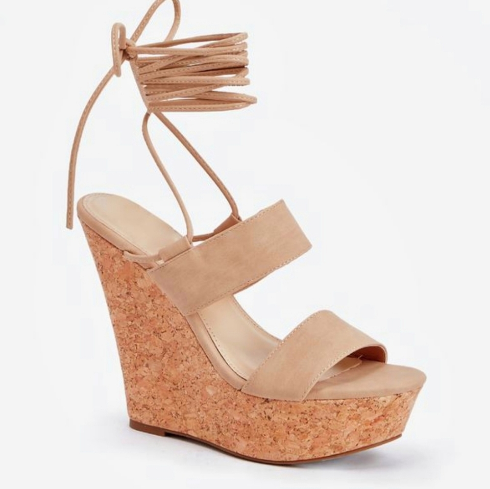 Jennete Lace up wedges